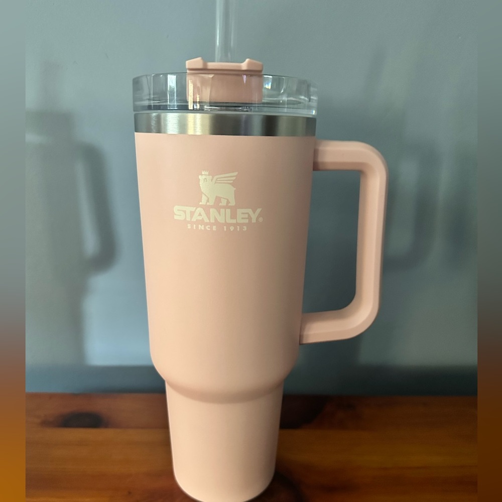 OG STANLEY 40oz QUENCHER TUMBLER - NECTAR - BRAND NEW IN BOX!